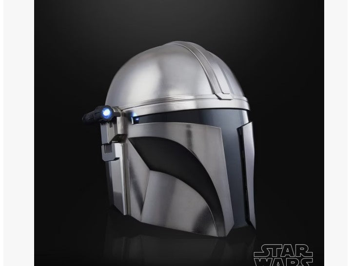 Hasbro Star Wars: The Black Series - The Mandalorian Helmet