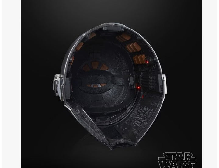 Hasbro Star Wars: The Black Series - The Mandalorian Helmet